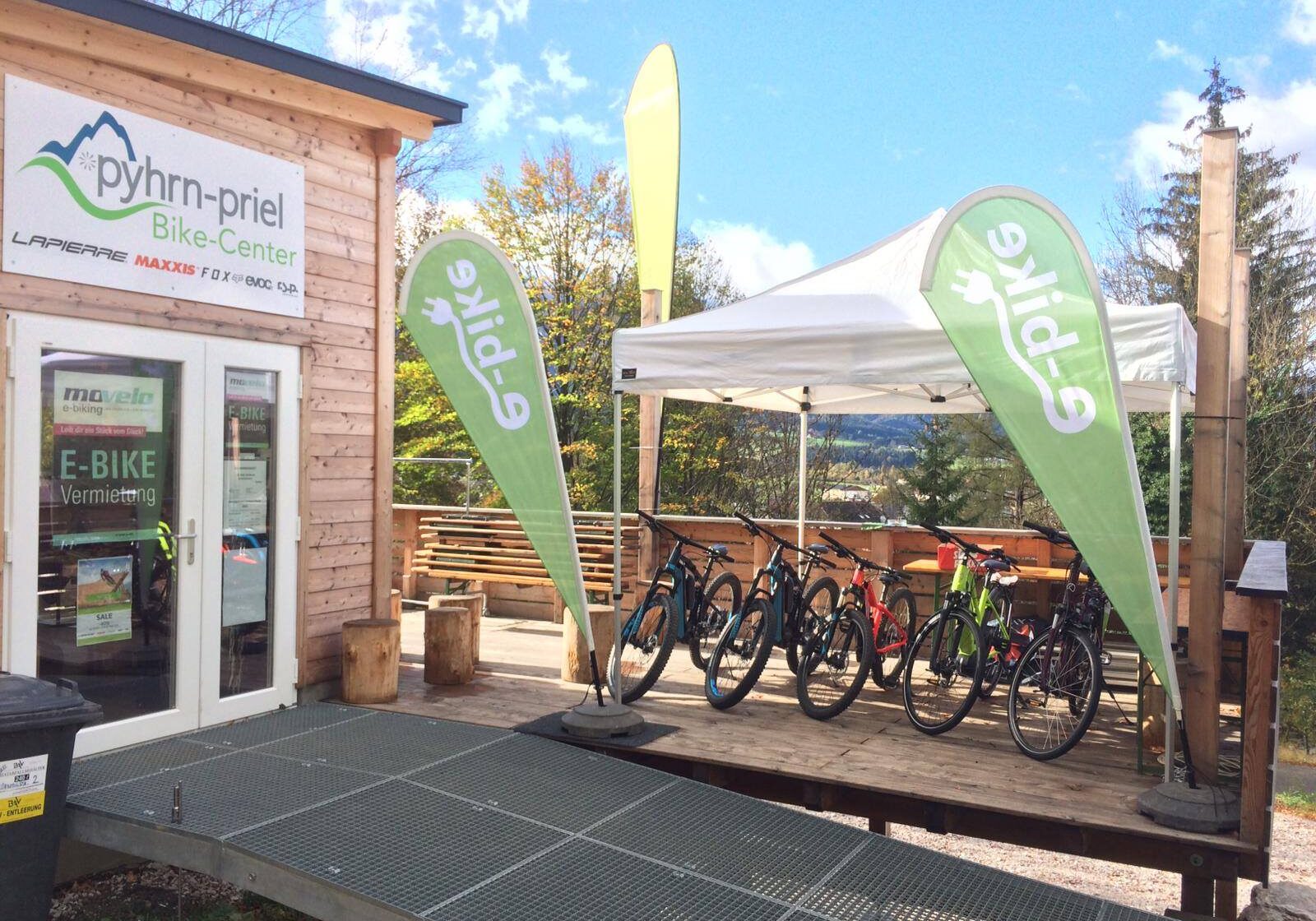 44818007_1195382847266588_194243254626025472_o